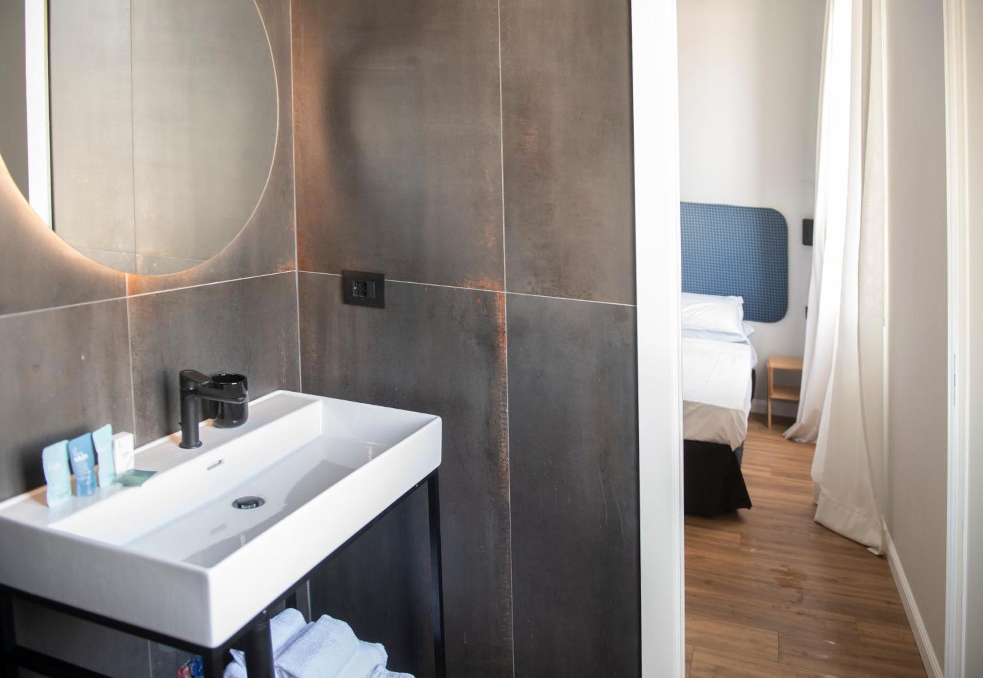 Albium Hotel Albenga Exteriér fotografie