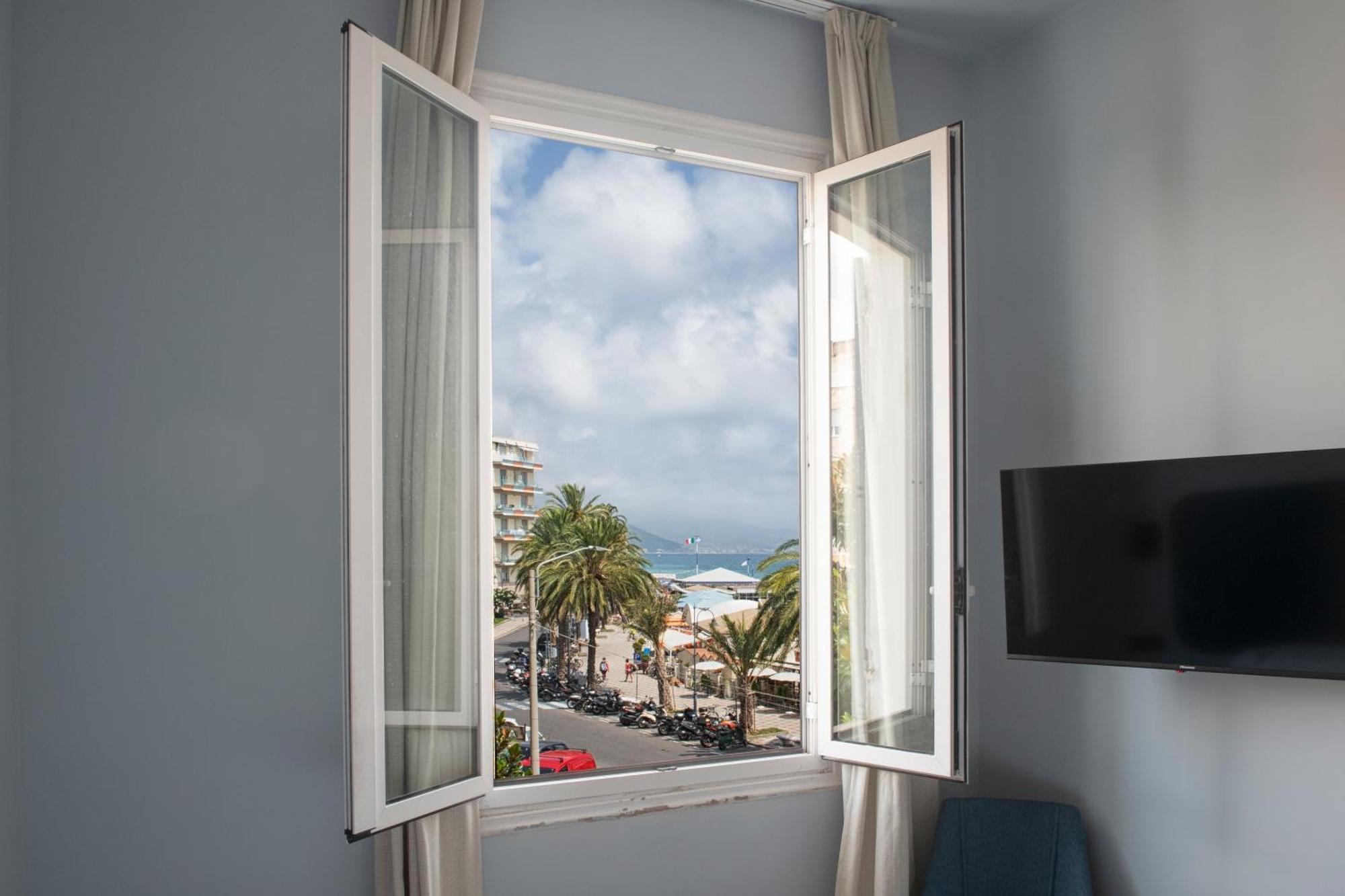 Albium Hotel Albenga Exteriér fotografie