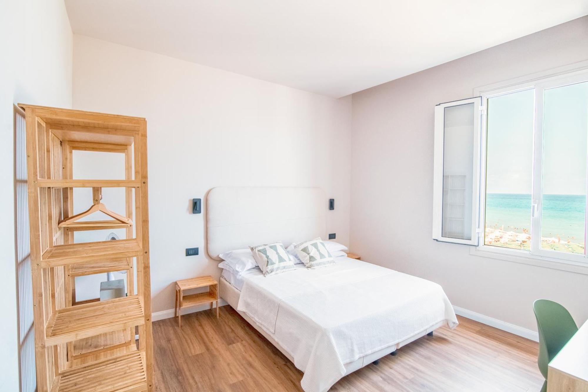 Albium Hotel Albenga Exteriér fotografie